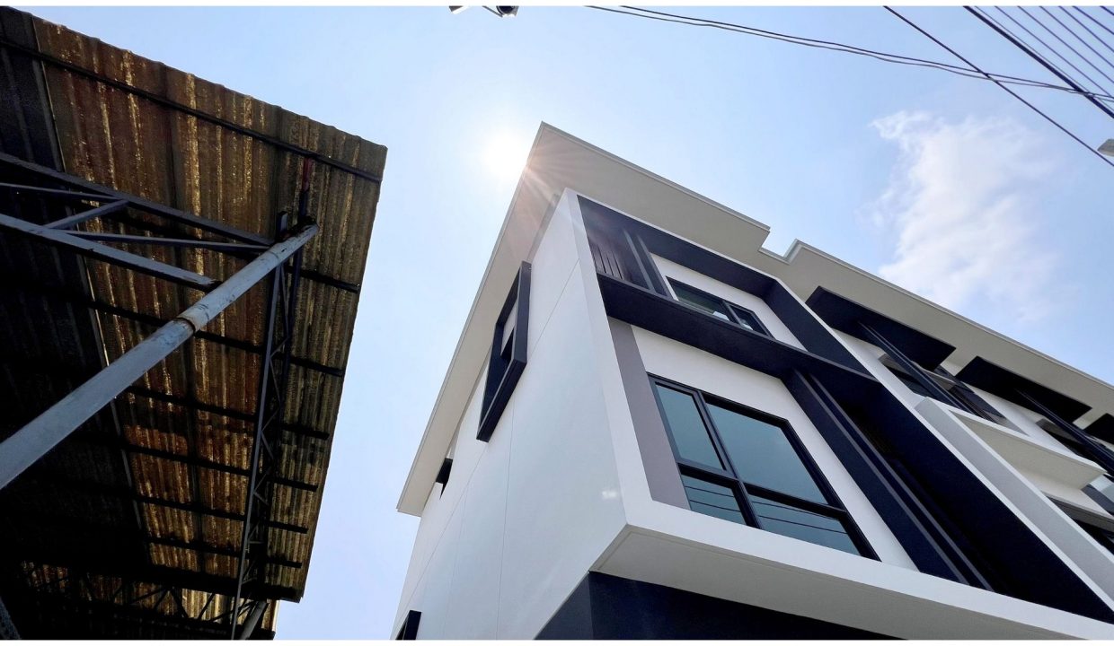 Home-Office-เฉลิมพระเกียรติ-รัชกาลที่-9-ซอย-30-026