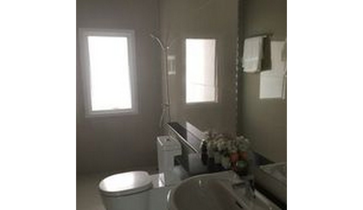 The-Rich-BiZ-Home-001