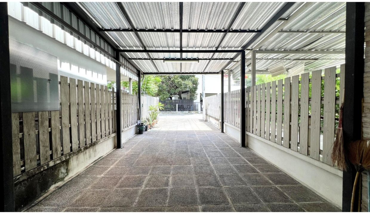ขายบ้านพัฒนาการ-31-ทาวน์เฮ้าส์-รอยัล-โฮม065
