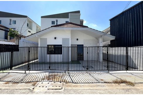 ขายบ้านรามคำแหง 148 บ้านริมสวน