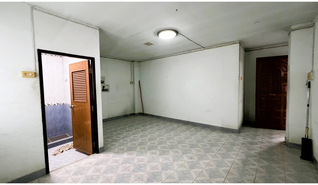 ขายโรงงานกระทุ่มแบน-080