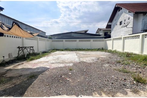 ขายที่ดินประชาอุทิศ 33