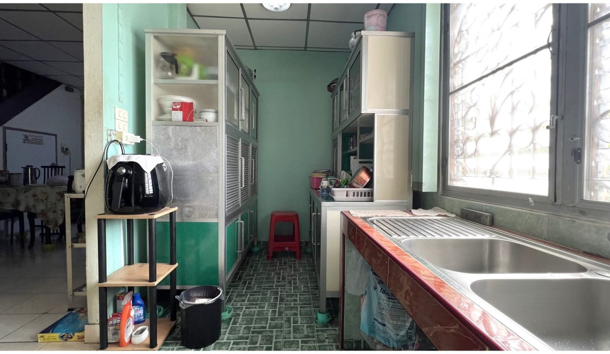 หมู่บ้านฉัตรเกล้าวิลล่า-นวมินทร์-153-042
