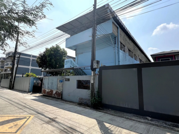 อพาร์ทเม้นท์ เพชรเกษม 0028