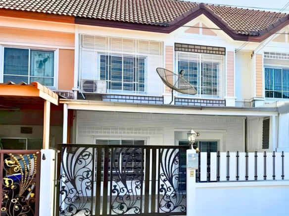 ทาวน์เฮ้าส์ สินทวี เทียนทะเล โครงการ 1